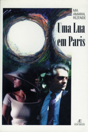 Livro Romance - Uma Lua em Paris